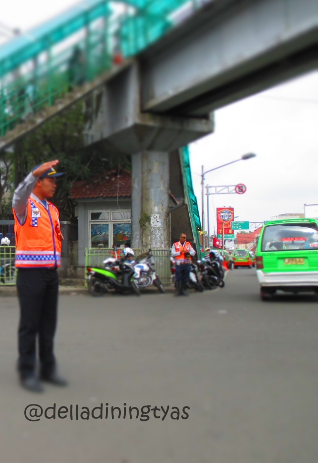 Bapak DLLAJ selalu ada untuk kelancaran lalu lintas Kota Bogor sudah nangkring di Sabtu pagi dok.pri